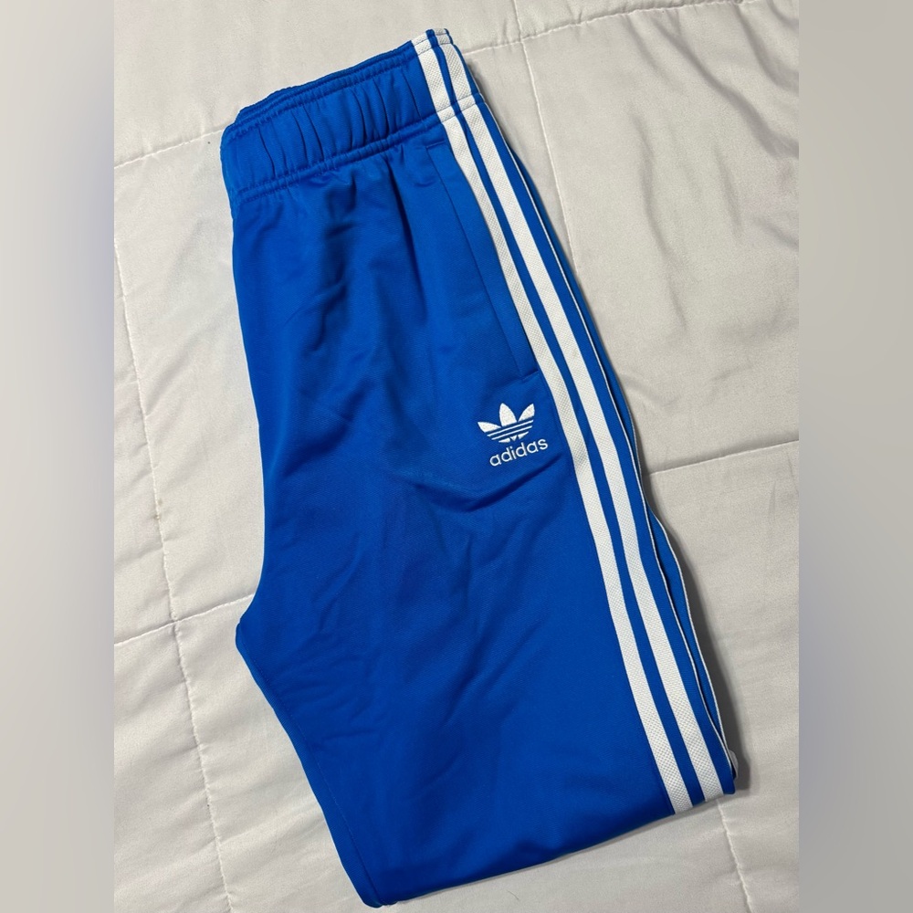 ADIDAS track pants - boys Large - 13-14Y - Royal Blue